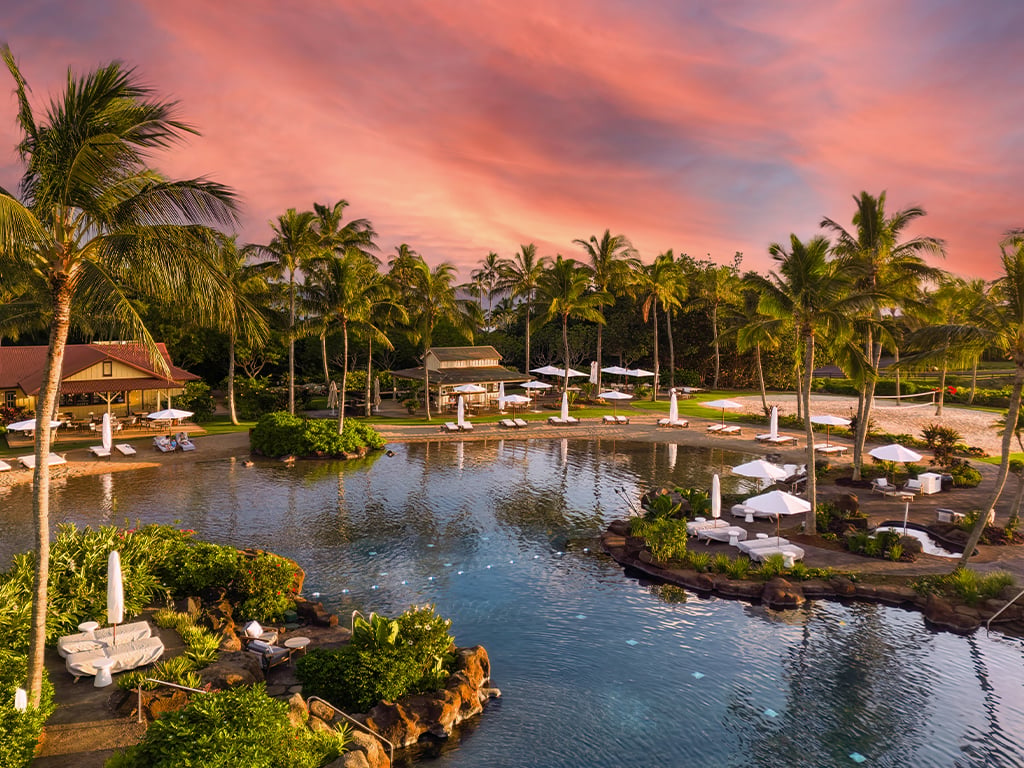 Makai-Pools-and-Grill-and-Bar-at-Kukuiʻula